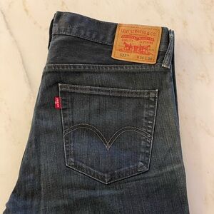 Men's Levi's 527 Boot Cut Jeans, Dark Wash, 34 W x 30 L, EUC